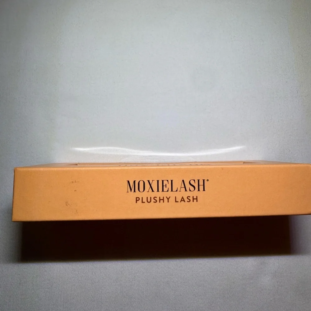 MoxieLash Plushy Lash Silk Collection Magnetic Lashes 10 Magnet - New NIB